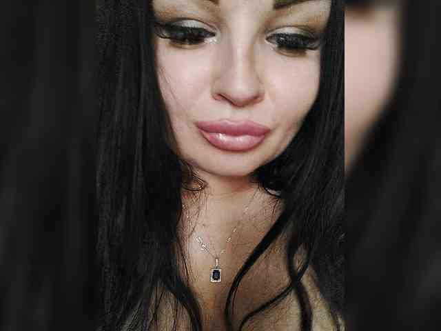 Monica- Sex Cam Show