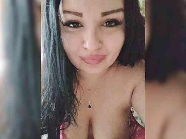 Monica- Sex Cam Show