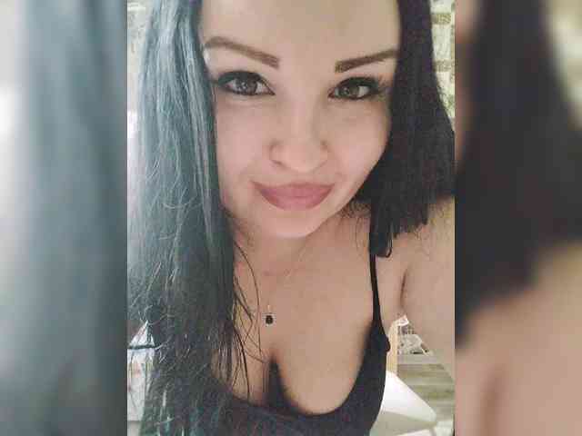 Monica- Sex Cam Show