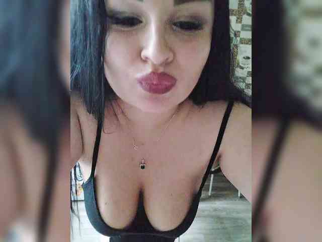 Monica- Sex Cam Show