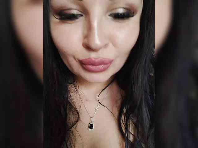 Monica- Sex Cam Show