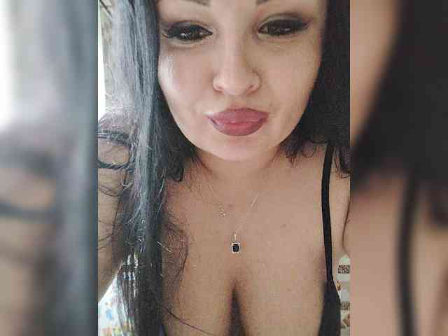 Monica- Sex Cam Show