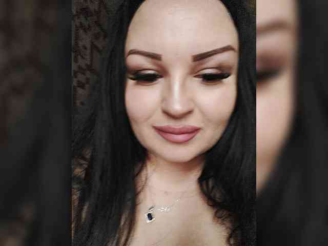 Monica- Sex Cam Show