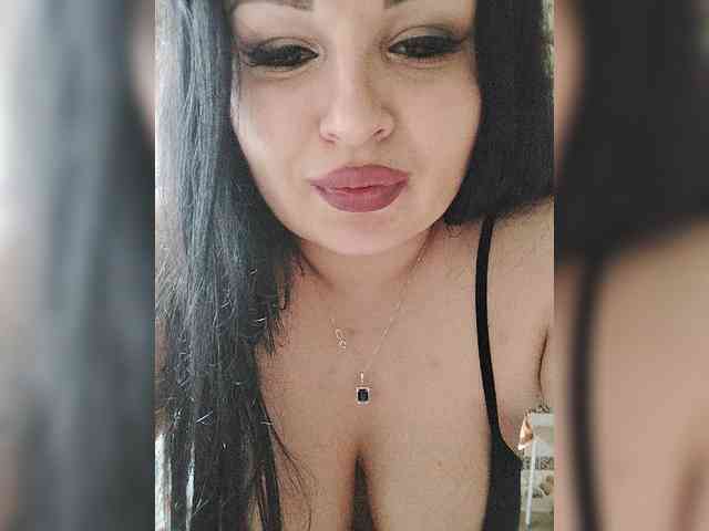 Monica- Sex Cam Show