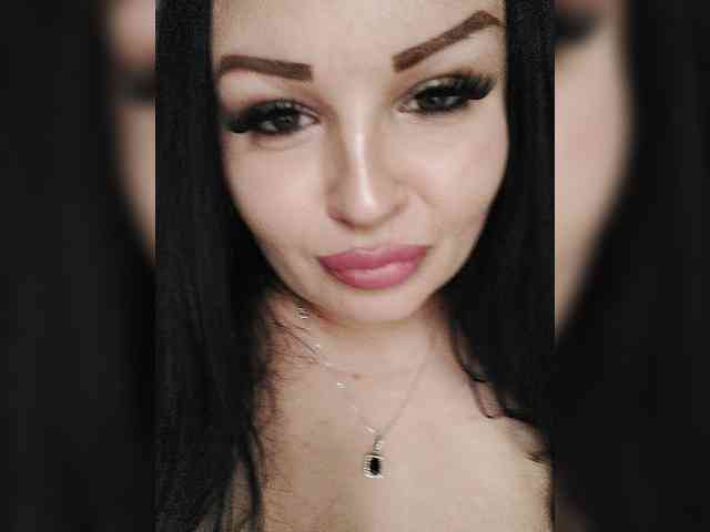 Monica- Sex Cam Show