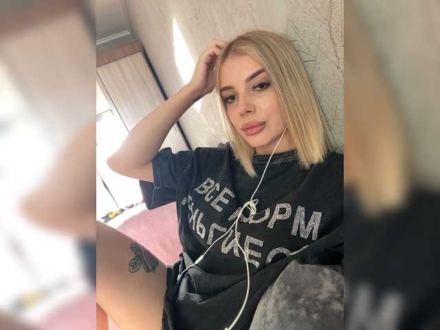 ChristineJackson live cam on BongaCams