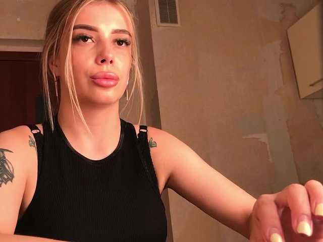 ChristineJackson live cam on BongaCams