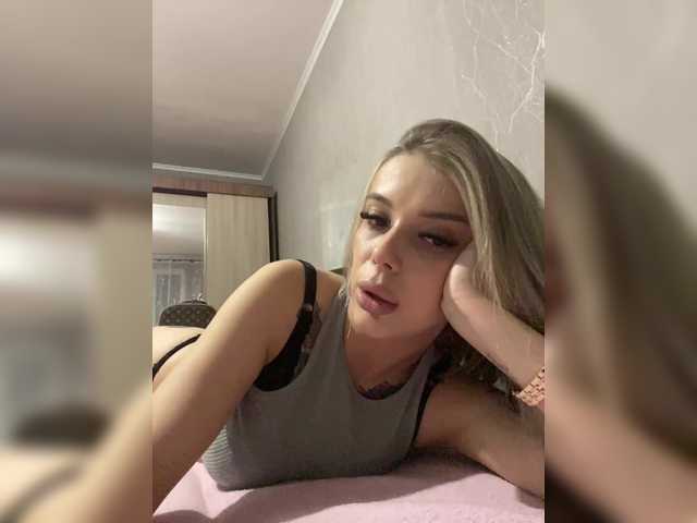 ChristineJackson live cam on BongaCams