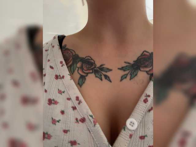ChristineJackson live cam on BongaCams
