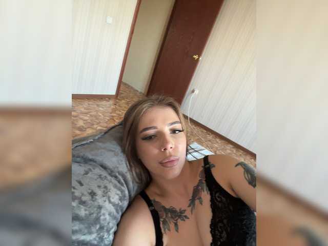 ChristineJackson live cam on BongaCams
