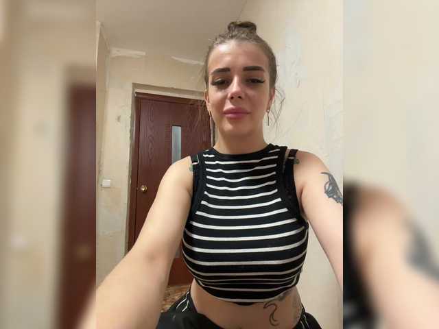 ChristineJackson live cam on BongaCams