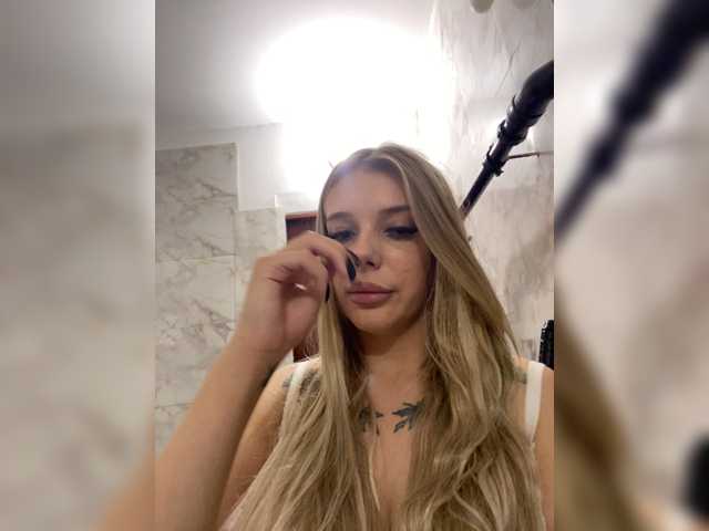 ChristineJackson live cam