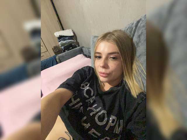 ChristineJackson live cam on BongaCams