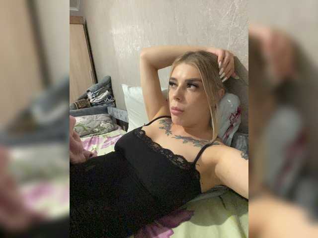 ChristineJackson live cam on BongaCams