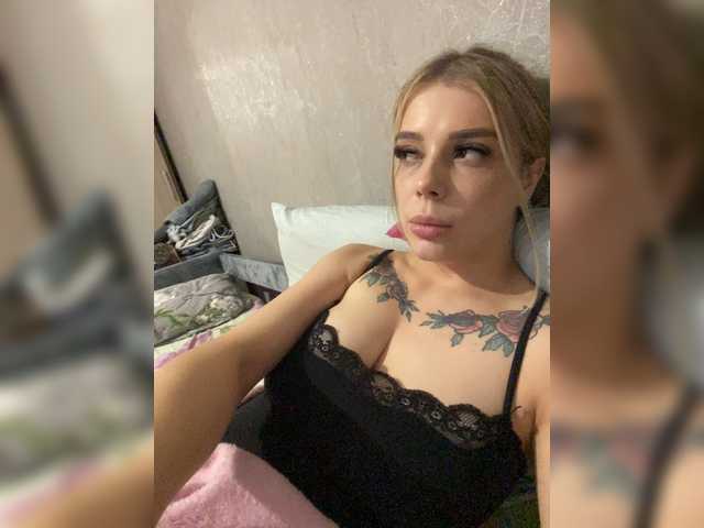 ChristineJackson live cam on BongaCams