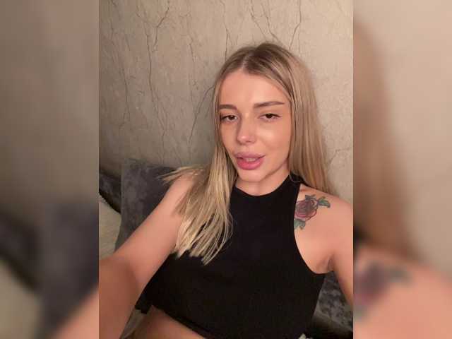 ChristineJackson live cam on BongaCams