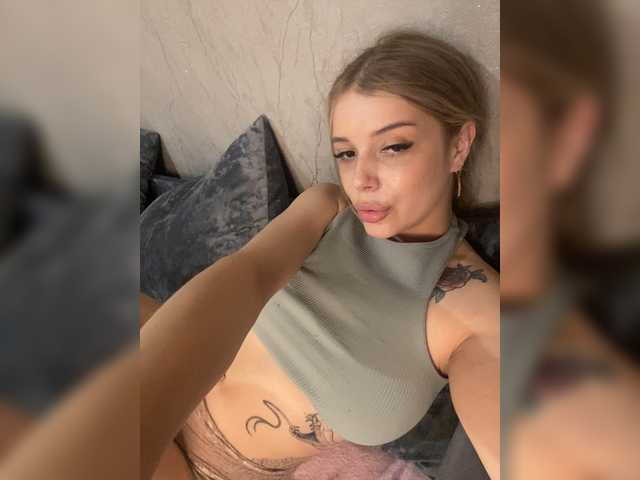 ChristineJackson live cam on BongaCams