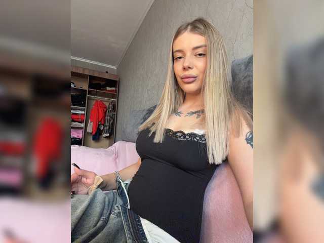 ChristineJackson, en vivo ahora en BongaCams
