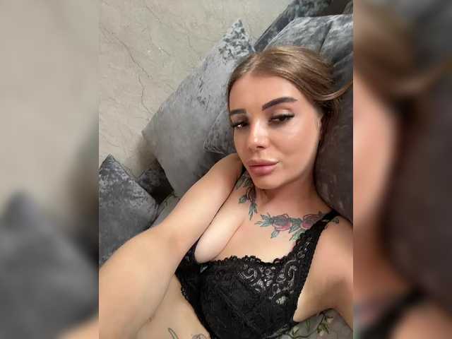 ChristineJackson live cam on BongaCams