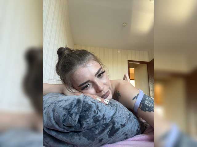 ChristineJackson live cam on BongaCams