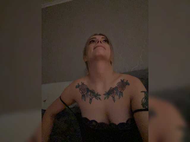 ChristineJackson live cam on BongaCams