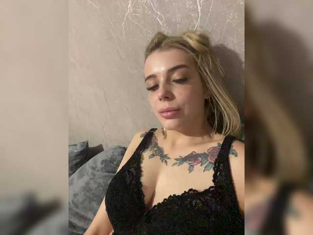 ChristineJackson live cam on BongaCams