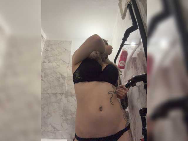 ChristineJackson live cam on BongaCams