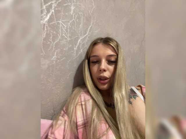 ChristineJackson live cam on BongaCams