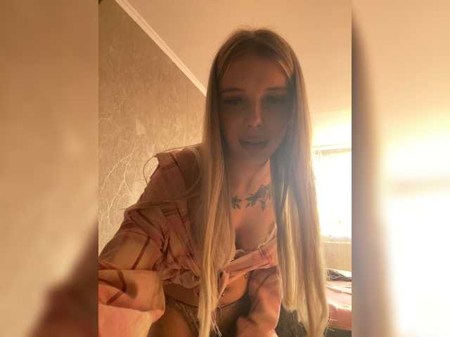 ChristineJackson live cam on BongaCams
