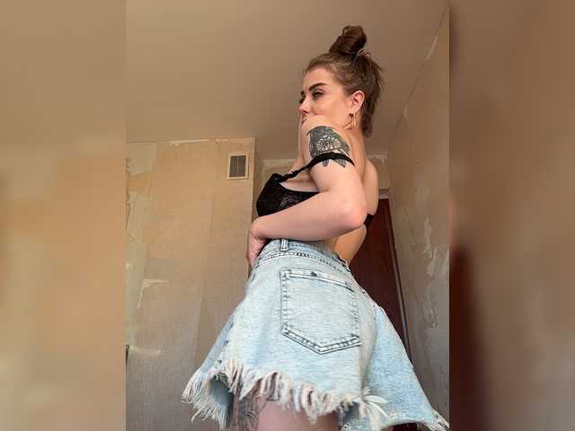 ChristineJackson live cam on BongaCams