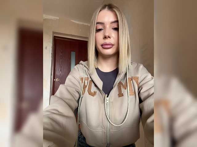 ChristineJackson live cam on BongaCams
