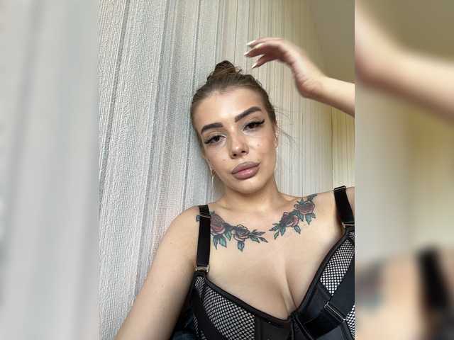 ChristineJackson live cam on BongaCams