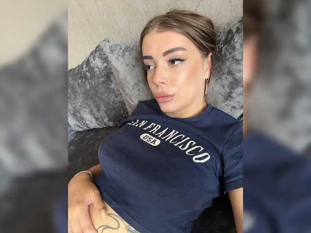 ChristineJackson live cam on BongaCams