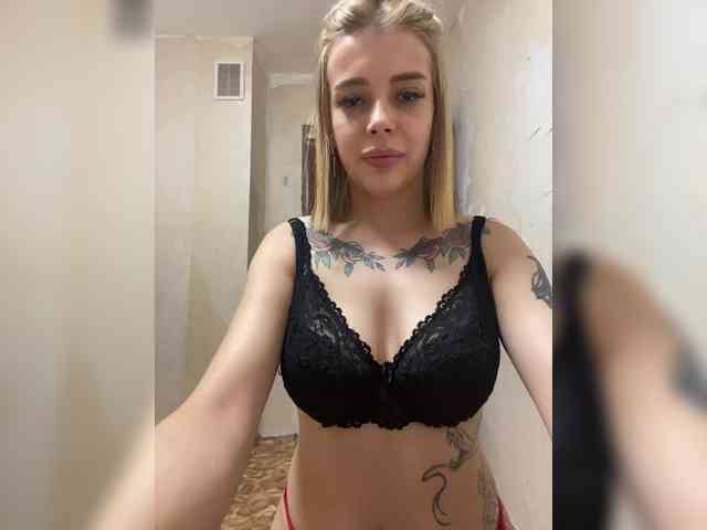 ChristineJackson Live Webcam on BongaCams