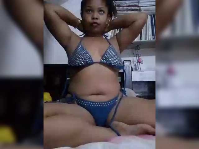 Sexygirlbiz live cam on BongaCams