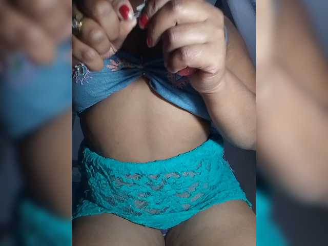 Sexygirlbiz live cam on BongaCams