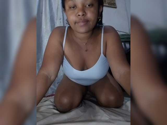 Sexygirlbiz live webcam show