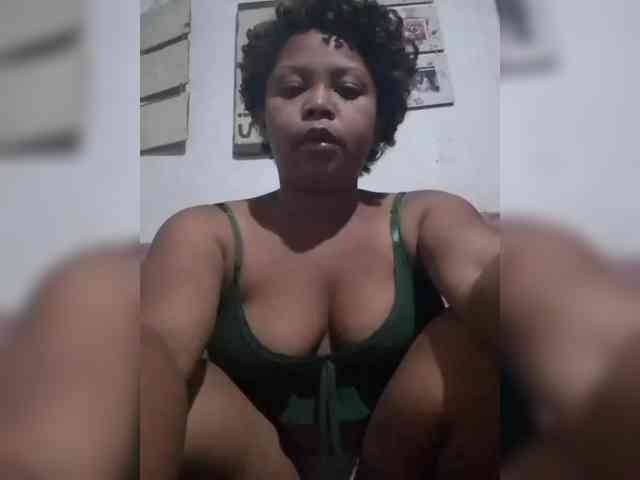 Sexygirlbiz webcam