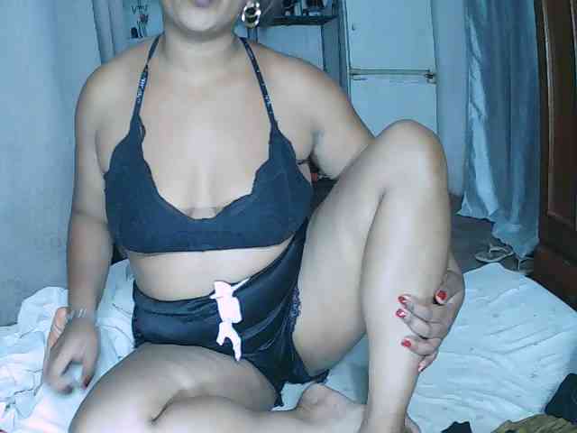 Sexygirlbiz webcam