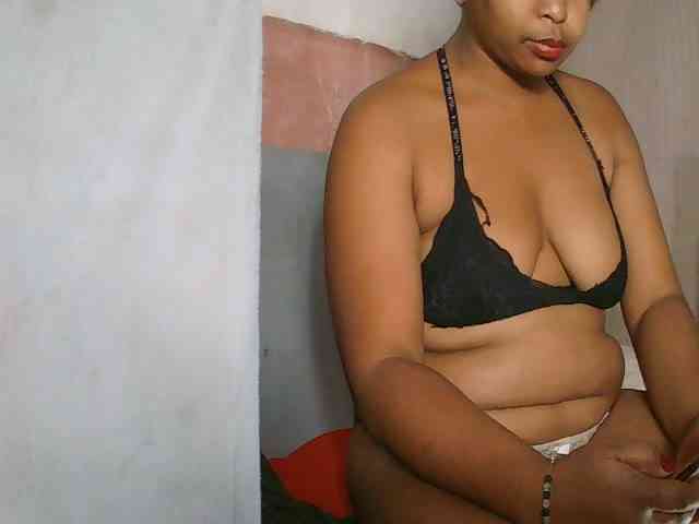 Sexygirlbiz webcam