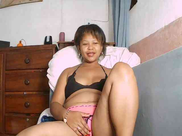 Sexygirlbiz webcam