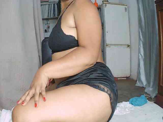 Sexygirlbiz webcam