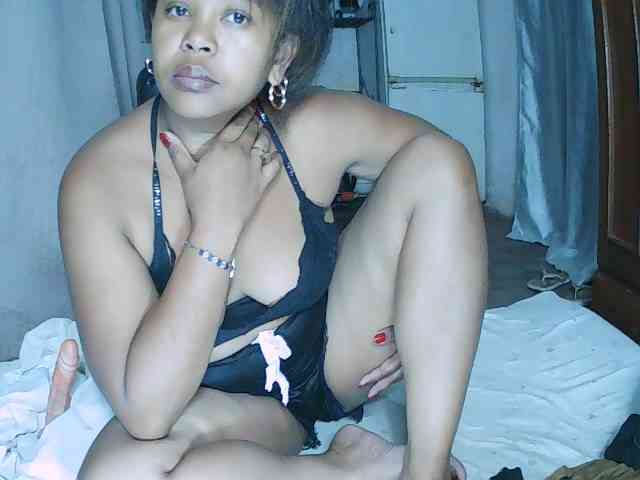 Sexygirlbiz webcam