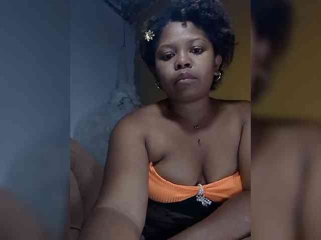 Sexygirlbiz webcam