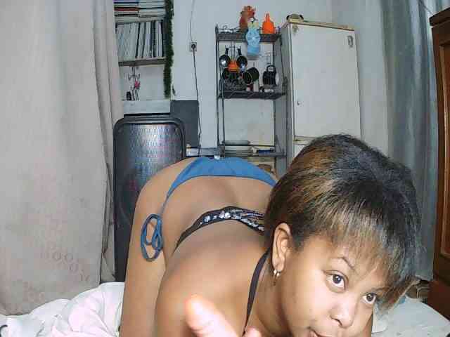 Sexygirlbiz webcam