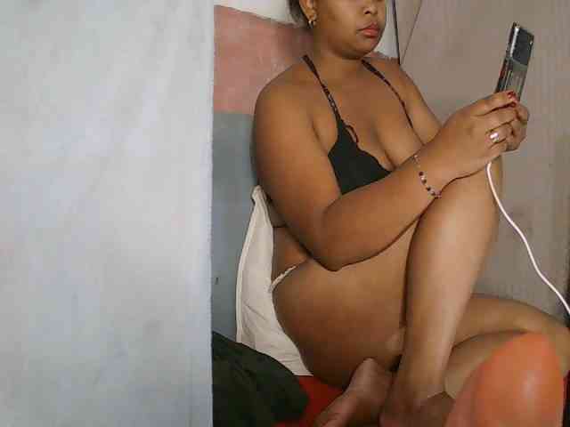 Sexygirlbiz webcam
