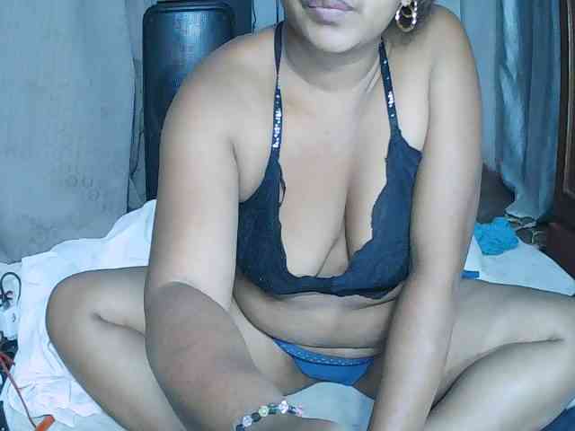 Sexygirlbiz webcam