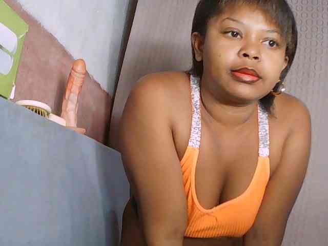 Sexygirlbiz webcam