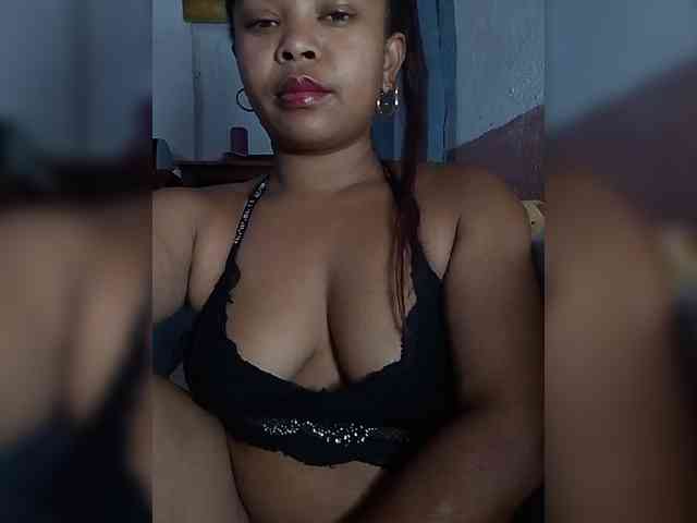 Sexygirlbiz webcam