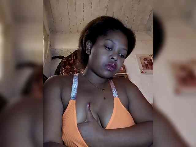 Sexygirlbiz Live Webcam on BongaCams
